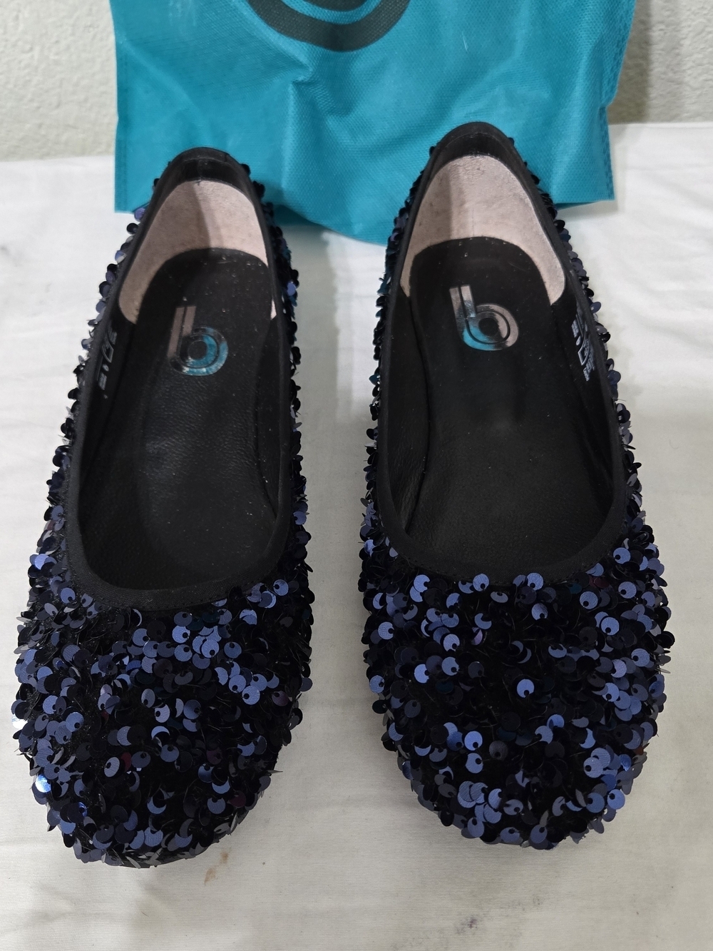Bon Bonite Women's Navy Sequin Ballet Flats Size 9-9.5